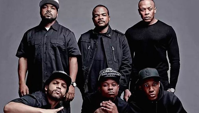 0811-nwa-movie-poster-universal-3