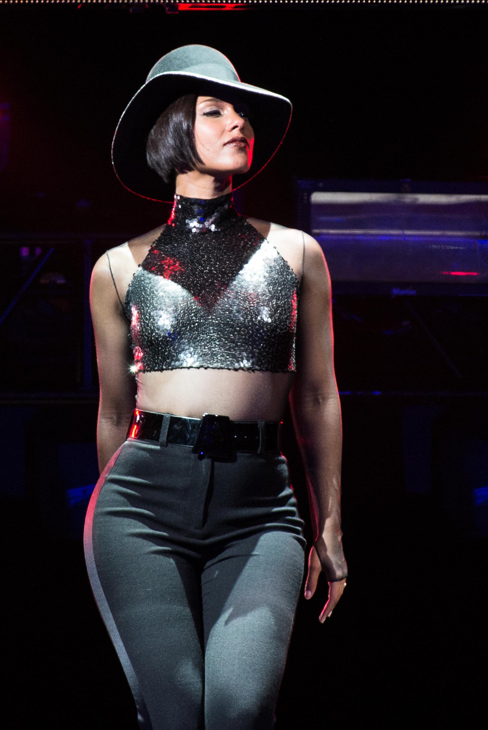 Alicia Keys Performs At Palais Omnisports De Bercy