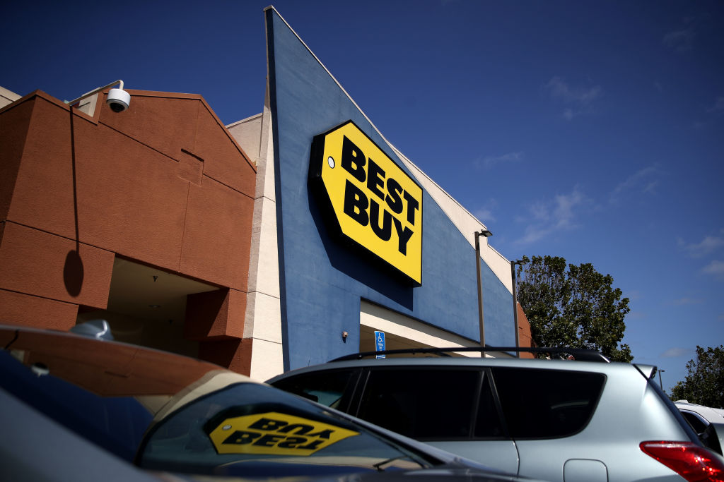 Best Buy Quarterly Earnings Fall Short Of Expectations